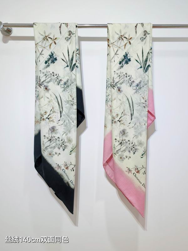 Dior Scarf 140X140cm 70%羊绒30%真丝 E080332